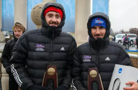 Dever_Patrick&Lynch_PeterNCAACHAMPIONSHIP