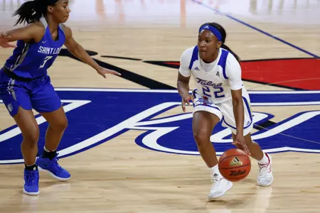 Morgan Brady playing basketball