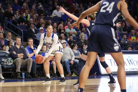 Kendrian Elliott playing basketball