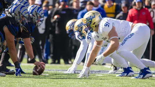 Defensive line against Memphis in 2018