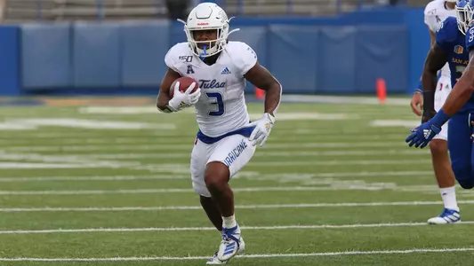Shamari Brooks runs the ball against San Jose State