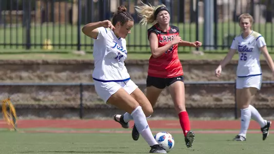 Alijah Oliver playing soccer against Lamar - 9-8-19