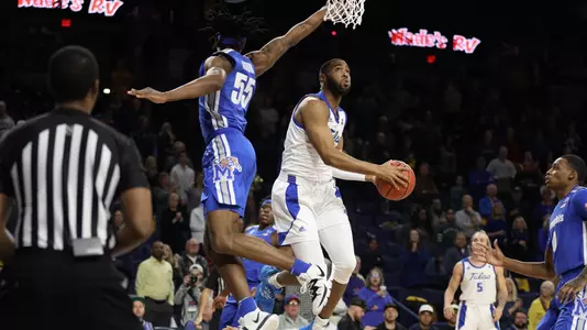 Jeriah Horne layup vs. Memphis