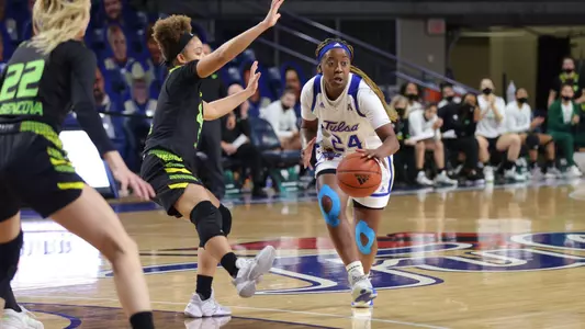 Madi Washington against USF