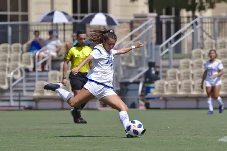 Kayla Fernandez playing soccer