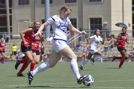 Aubrey Lechlider playing soccer