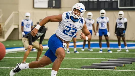 Zaven Collins at practice