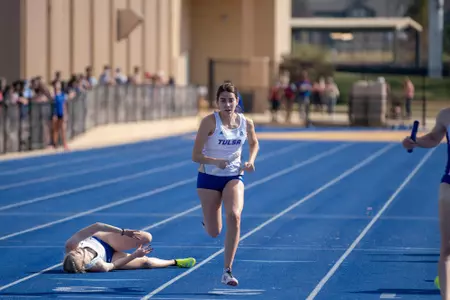 Kinga Parrish running track