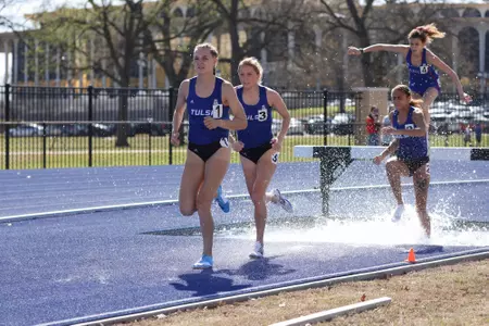 Barnes Pesendorfer running track