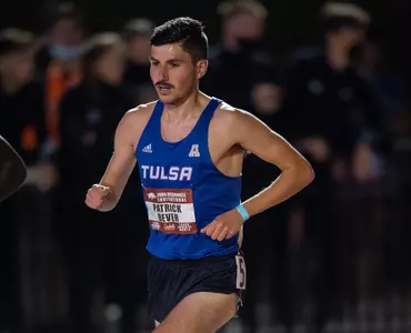 Patrick Dever running track