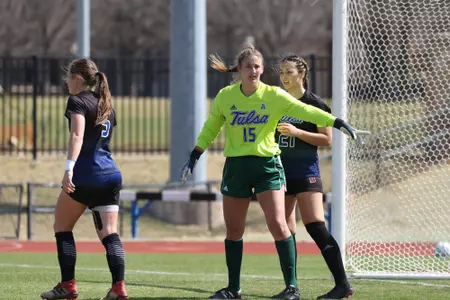 Emma Malsy playing soccer