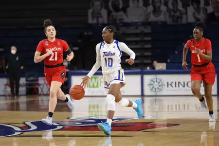 Maya Mayberry playing basketball