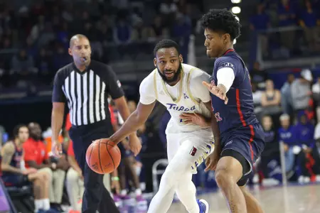 Tulsa Guard Keyshawn Embery-Simpson - Tulsa vs. Jackson State at the Donald W. Reynolds Center on 11/12/22