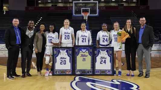 2021-22 WBB Seniors