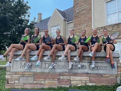Team photo_Women's Tennis_2021-22