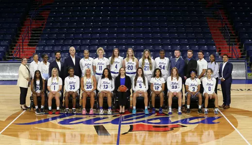 WBB 2023-24 team photo