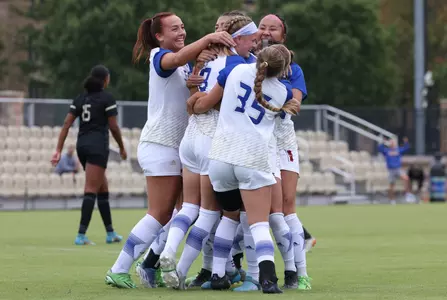 2022 women's soccer celebration pictures