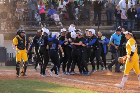 Tulsa Softball Walk-off (23)