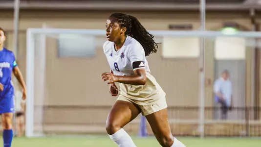 Kaylyn Simmons vs Memphis