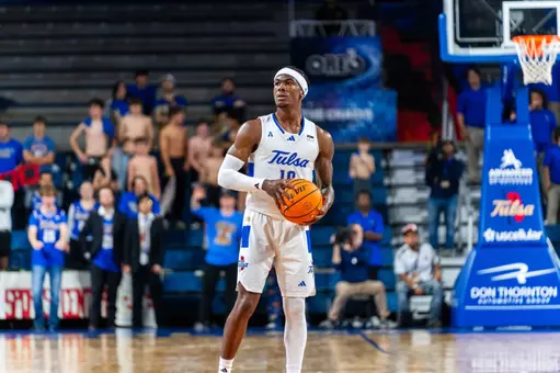 Tylen Riley scans the defense against Austin Peay