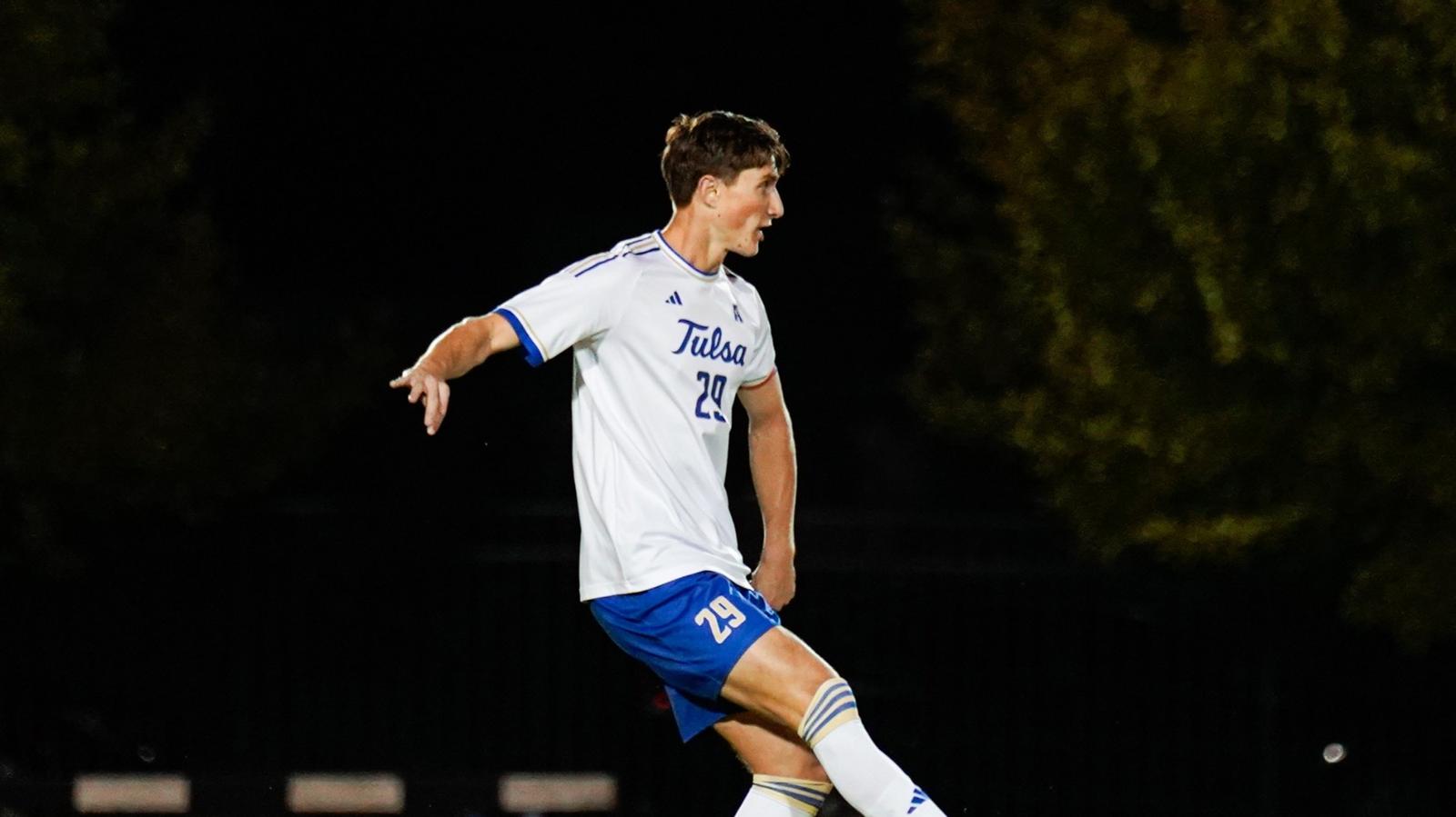Tulsa's Adams and Aguilar Named to United Soccer Coaches All-Region Teams - Tulsa Tulsa's Adams and Aguilar Named to United Soccer Coaches All-Region Teams - Tulsa