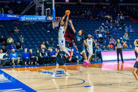 Romad Dean skies for a dunk