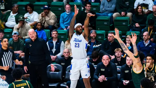 David Green shoots against UAB