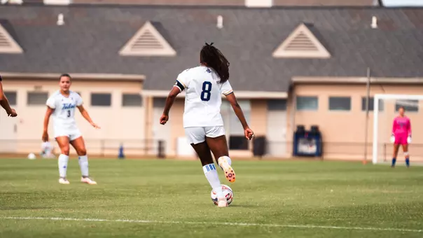 Kaylyn Simmons vs FAU