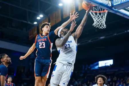 David Green attempts a layup against UTSA