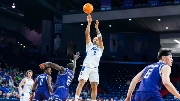 Jaylen Lawal shoots a jumper against SFA