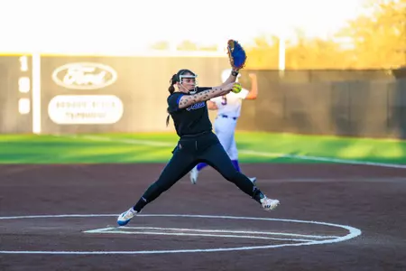 Brinly Maples delivers a pitch