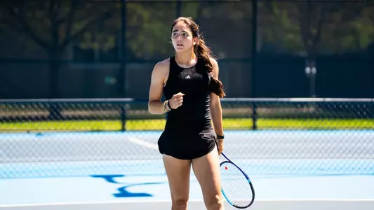 Coral Valle vs Memphis