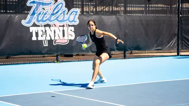 Coral Valle vs Memphis