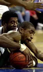 Will Campbell struggles for a loose ball with Memphis' Kelly Wise during the first half, Wedneday night.