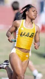 Freshman Normanie McKenzie finished sixth in the 400-meter dash Saturday at the Auburn Invitational.