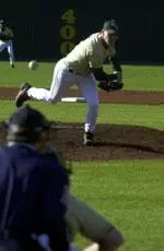 Scott Gibson remained unbeaten on the season after picking up his fifth win in UAB's 2-1 victory over Memphis.