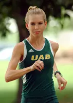 Freshman Elizabeth Hilligoss set a personal best at the Notre Dame Invitational