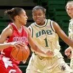 Crystal McFadden lead UAB with 24 points against Louisville