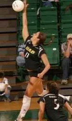 Cassie Ociesa lead the Blazers with 15.0 points on 12 kills and 6 block assists in the 3-1 win over Samford