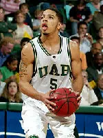 Marvett McDonald scored 27 points behind seven three-pointers against OSU. Photo by Ashley Fleming.