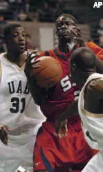 SMU's Bamba Fall looses the ball as he is pressured by Jeremy Mayfield and Paul Delaney. (AP Photo/Birmingham News,Hal Yeager)