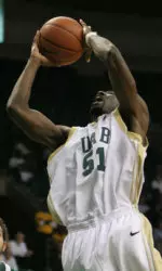 Reggie Huffman scored 18 points and pulled in nine offensive rebounds