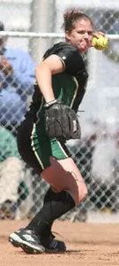 Jennifer Nelson extended her hitting streak to six games in the 10-0 loss to Tennessee Tech.