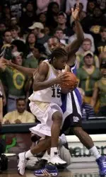 Junior forward Frank Holmes has been averaging 9.0 points and 6.9 rebounds over his last seven contest, whie shooting 75.0 percent over that stretch.