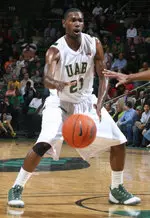 Senior forward Lawrence Kinnard leads UAB and ranks second in the league with 9.2 rebounds per contest.