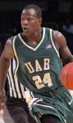 Robert Vaden scored 21 points.