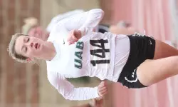 Sophomore Lauren Fayen won the 800m Friday at the Niswonger Invitational.