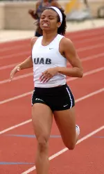 Shakima Knox ran a personal-record 55-meter Saturday.