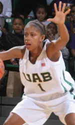 Freshman guard Amber Jones scored seven points, including the crucial last-second bucket.
