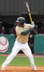 Devin Hamilton drove in the game-winning run in the ninth inning.